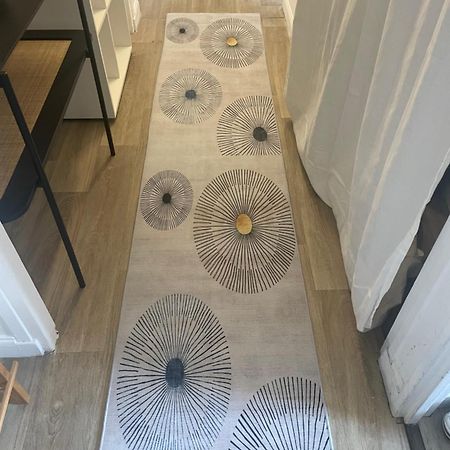קאין Bel Appartement Spacieux ,Convivial De 3 Chambres Avec Parking Prive Secure מראה חיצוני תמונה