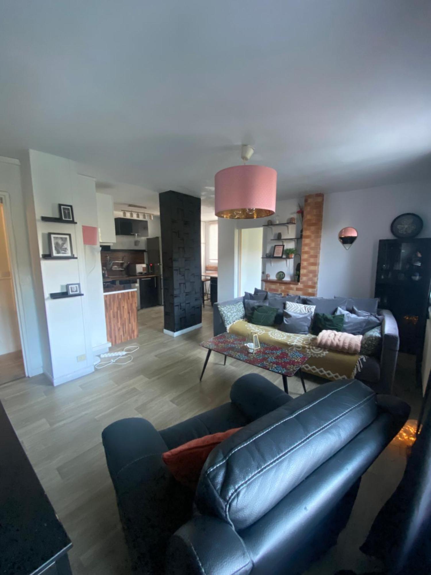 קאין Bel Appartement Spacieux ,Convivial De 3 Chambres Avec Parking Prive Secure מראה חיצוני תמונה