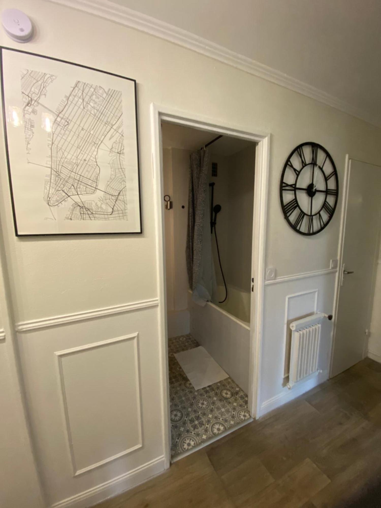 קאין Bel Appartement Spacieux ,Convivial De 3 Chambres Avec Parking Prive Secure מראה חיצוני תמונה