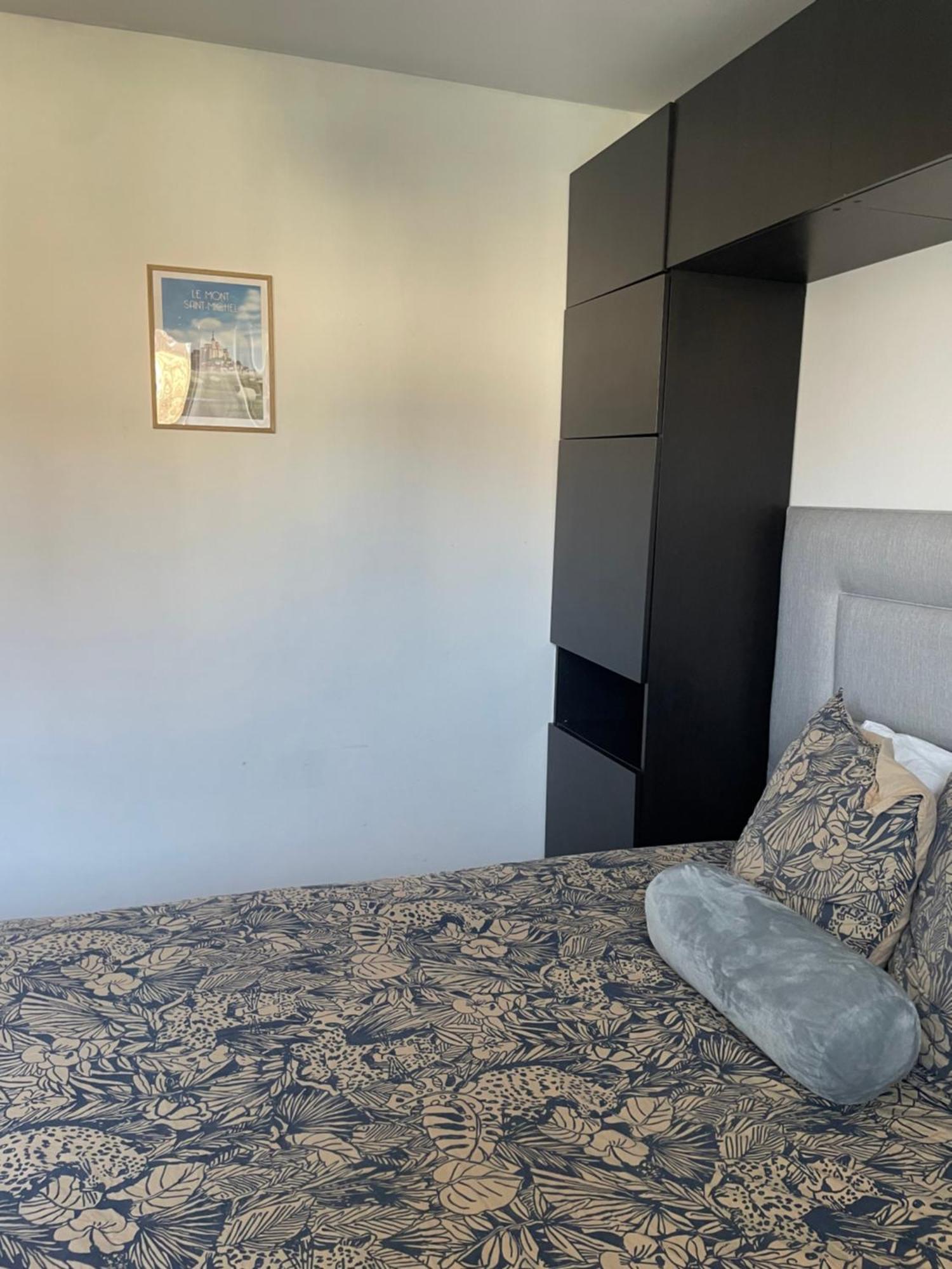 קאין Bel Appartement Spacieux ,Convivial De 3 Chambres Avec Parking Prive Secure מראה חיצוני תמונה